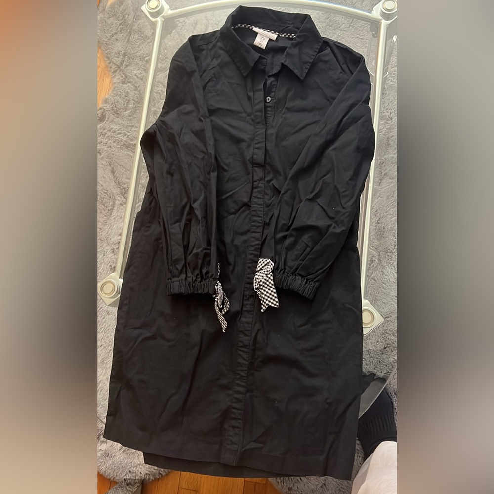 Black shirt dress